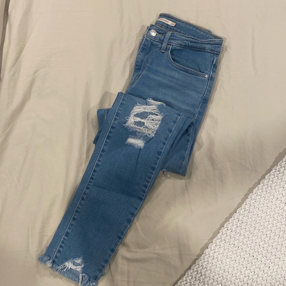 VINTAGE LEVIS 🌹